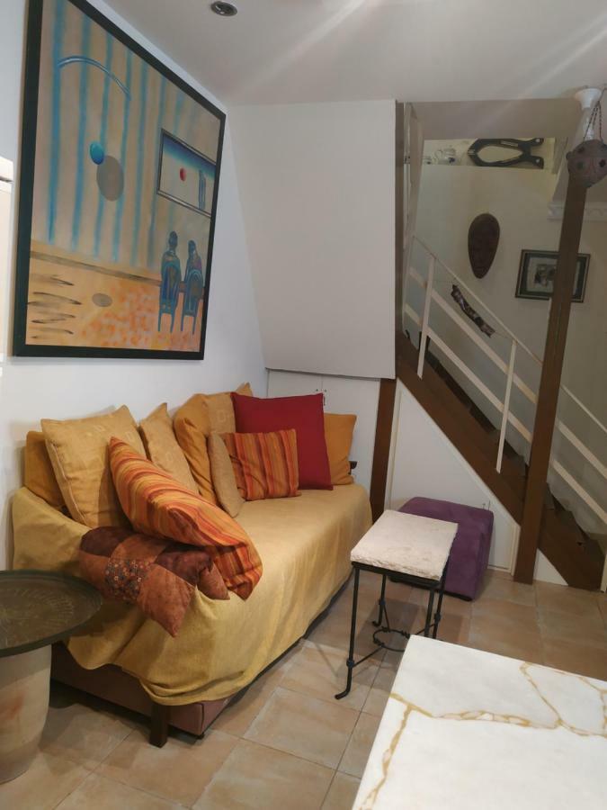 Studio Apt Great Location Heart Of Downtown District Apartment Haifa Exterior foto