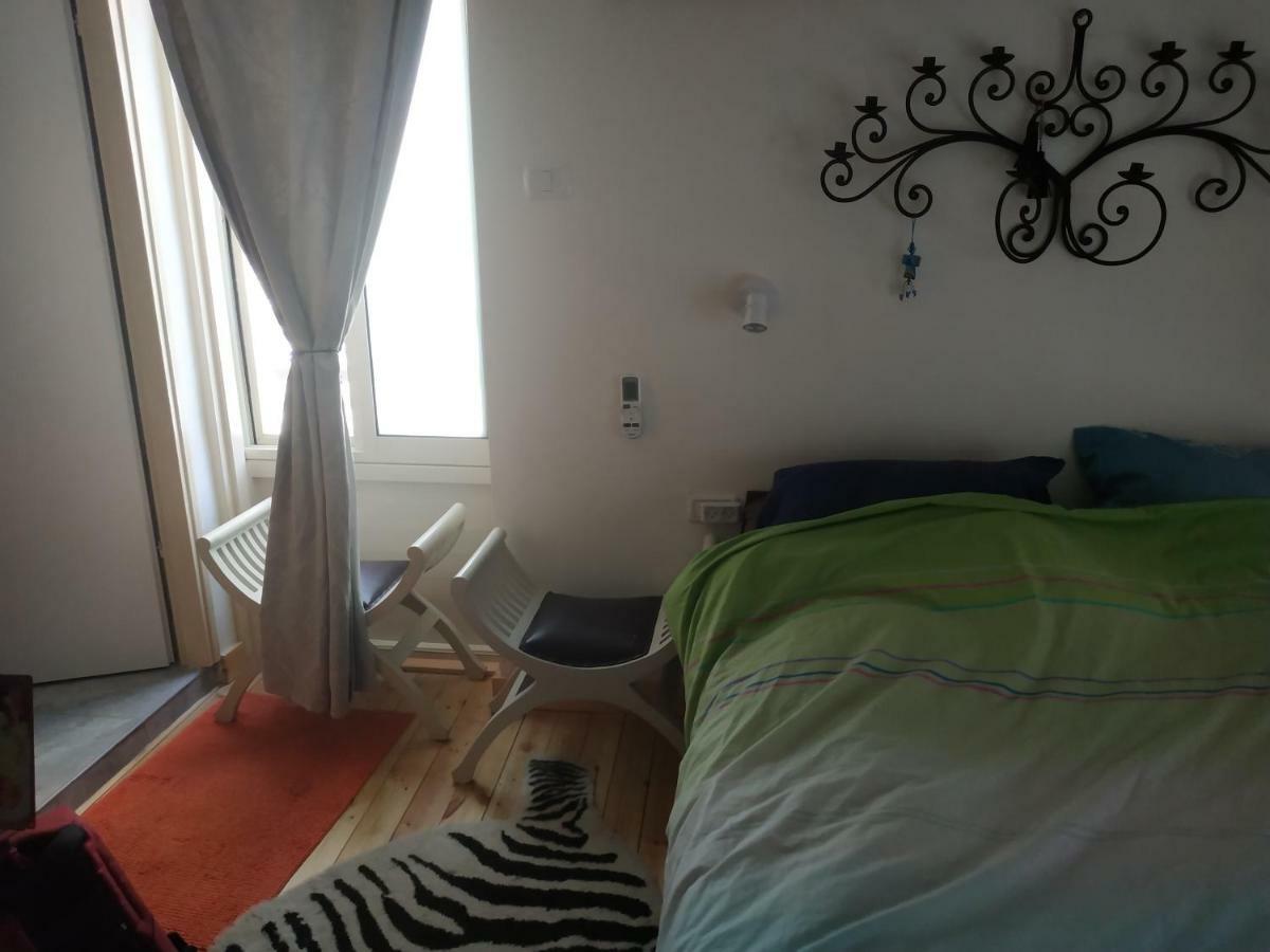 Studio Apt Great Location Heart Of Downtown District Apartment Haifa Exterior foto