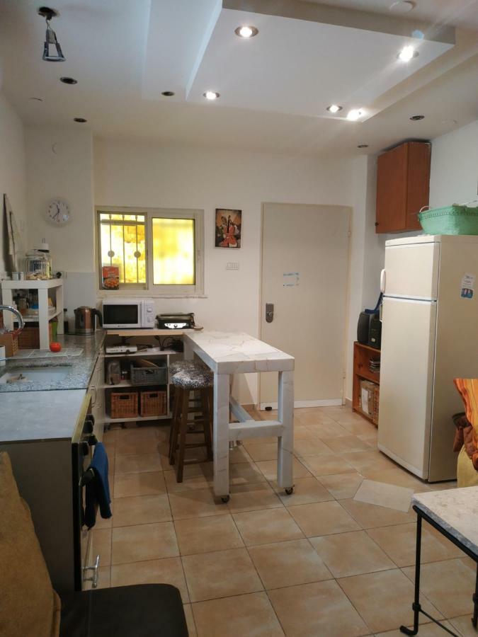 Studio Apt Great Location Heart Of Downtown District Apartment Haifa Exterior foto